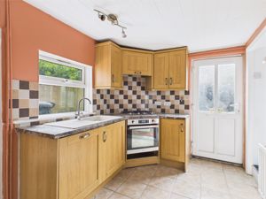 Kitchen- click for photo gallery